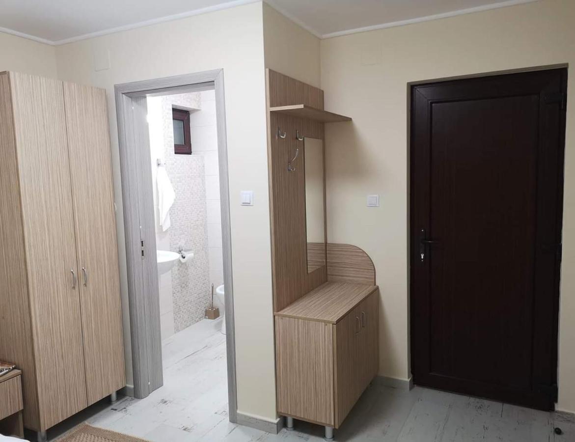 מלון Călimăneşti Casa Cizi מראה חיצוני תמונה